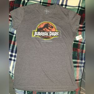 Retro Jurrasic Park Universal Studio shirt.